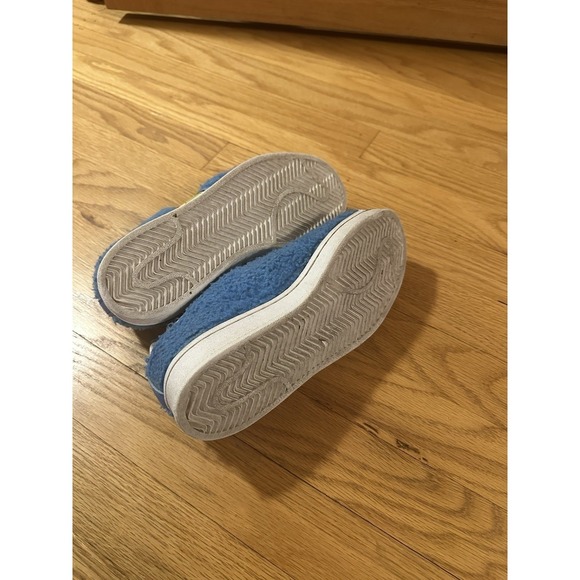 Adidas x The Simpsons Superstar Marge Blue Hair Fuzzy Sneakers Men Youth 5 - Picture 8 of 8